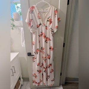 Red Dress Boutique Dianella Grapefruit Print Satin Flutter Sleeve Maxi Dress M